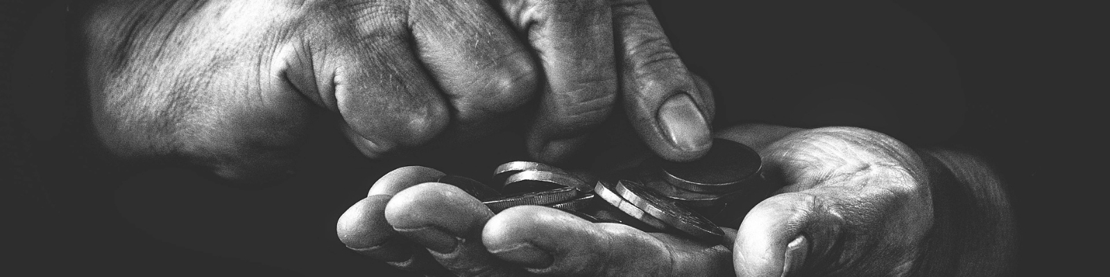 poverty-4561704_1920(1)